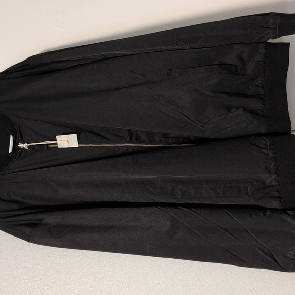 Reversible black jacket - Picture 3 of 9